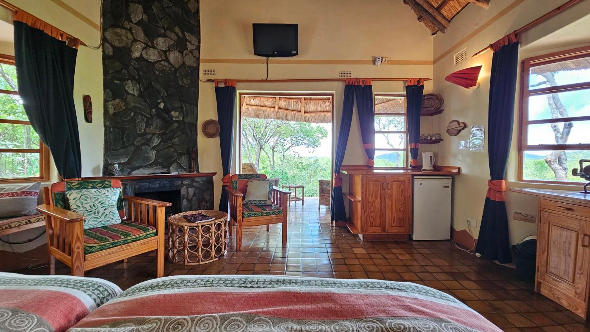 Musangano Lodge Odzi Bilik gambar